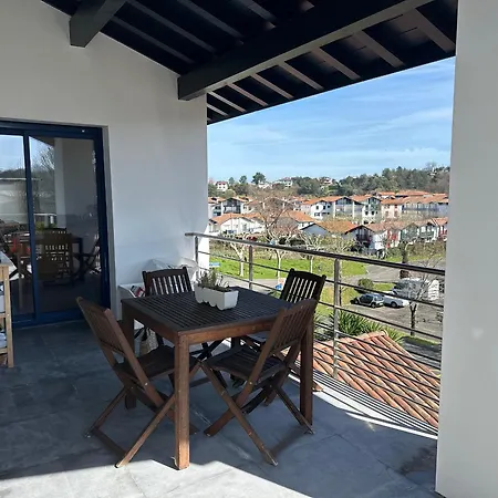 Villa Urrugne, 5 Pieces, 8 Personnes - Fr-1-239-1025 Vila *